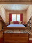 Log Cabin across from ski Wentworth, with outdoor fire pit and BBQ - Wifi