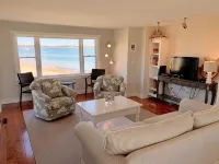 ON BEACH CONDO - Full Ocean View -10 steps to sand - 3 étoiles