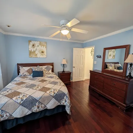 The Lazy Bear Condominium- Pet Friendly!