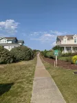 Stay near Outer Banks Beaches - just a quick stroll away - Homestays