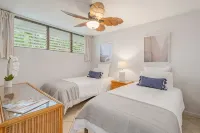 STEPS TO THE BEACH - Kihei Condo - Peek Ocean Views