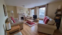 Spacious self-catered accommodation in the heart of St Davids. - 3-Star
