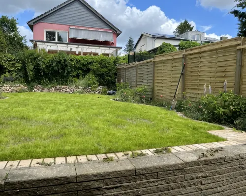 6 N-Street - Luxuriously furnished vacation apartment with garden Hoteles en Schleswig