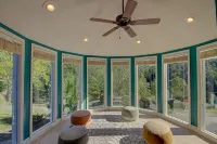 Beautiful hilltop retreat, secluded yet convenient to Asheville, Weaverville. - Wifi