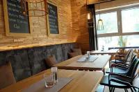 Hotel Dein Franz - Bistro, Kaffeebar & Outdoor-Lounge - - breakfast