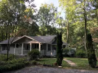 Raven Rock - 31 Acres, HOT TUB, Stream, fire Pit, Private, High Speed Internet - Chalets
