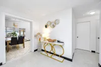 Poolside Paradise close to Clearwater 5br 2bath sleeps 12 with heated pool
