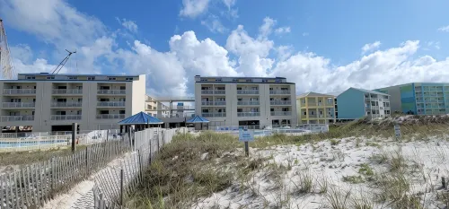 Affordable beach side condo - 4 estrellas