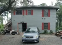 Scenic 3-bedroom apartment with WiFi, AC on Davis Canal in Oak Island. - Apartments