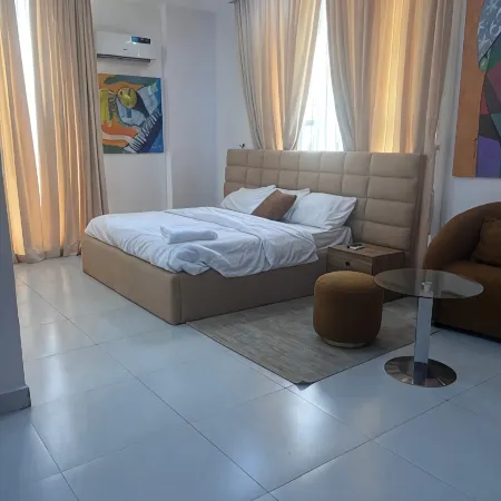 Lagos gallery 4Bed Penthouse Seaview Gallery Apartment Ikoyi