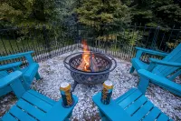 Ascension Cabin - Sauna, Hot Tub, Fire Pit