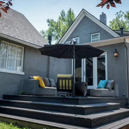 New Listing - Northside Oasis Wifi, chef's kit, steam shower next to Locavor!