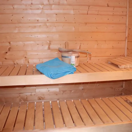Luxurious FH Near the Dike, Sauna, Fireplace, Garden, Beach Chair (8 Adults & Baby)