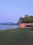Dora’s Cabin at Grans – Flathead Lakefront, Firepit, Dock, Kayaks, Pet Friendly.
