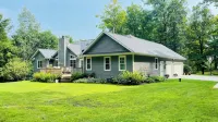 Beautiful Country Home Near Popular Hot Spots! - homestay