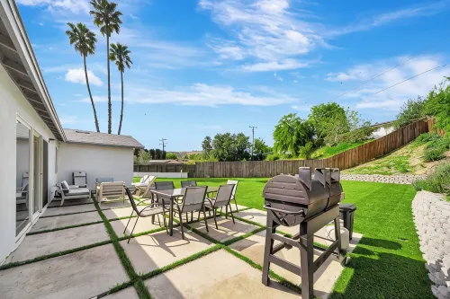 Luxury Fully Remodeled in Calabasas - 3-Star