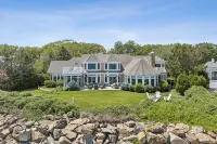 Expansive oceanfront 4+bdr home in KPT, pet friendly, breathtaking sunrise view! Hotels in 