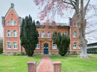 Ferienwohnung Jakob, mit Garten, Terrasse und Strandkorb Hotels in Tonning