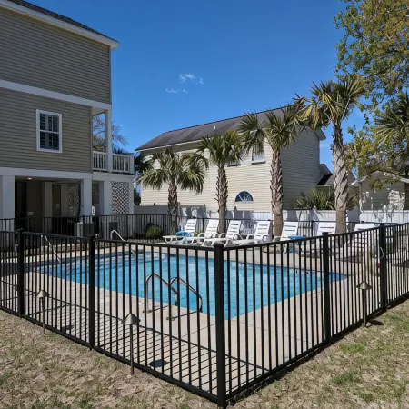 PRIVATE HOT TUB, steps from the beach, boardwalk and many other attractions.