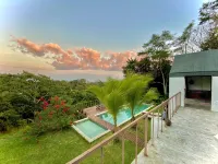 Jungle Hub, private villa with pool and ocean view - 3-Star
