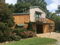 瓦託加河小屋-鐵杉 - 小木屋