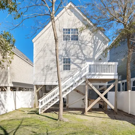 Prvt Home 3 Bedrooms/3 Baths, Sleeps 10, Surfside Bch, SC Just Steps To The Beac