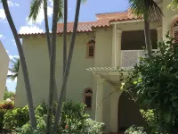 Fabulous Sugar Hill Penthouse with Roof Terrace Hoteles en Mount Standfast