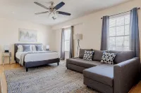 Beautiful and Very Spacious house 6 bed/3.5 baths