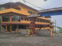 Kumala Samudra Indah Jjpn Hotels in Cikakak