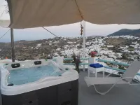 Kampos Home - Hot Tub