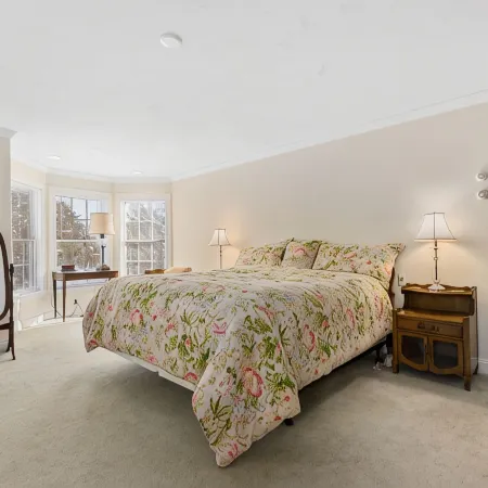 Chatham-Walk to Town/Beach-Multi Family Friendly