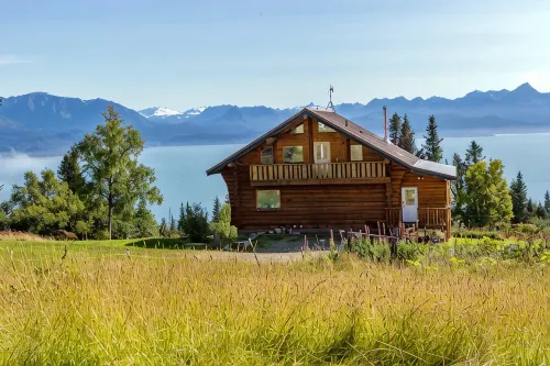 Pioneer & Veterans Lodge, Kilcher Homestead, Alaska the Last Frontier