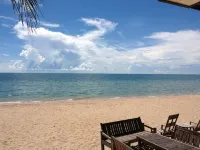 Maldives Beach Resort - Beach