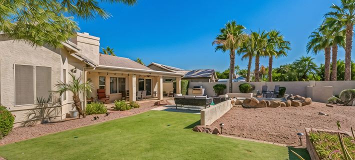 Pool & Putting Green with Golf Cart minutes to Golf Courses in Sunny Arizona! Ξενοδοχεία στην πόλη Goodyear