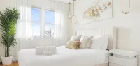 Prime Luxe 3-BR NYC - Free Parking - 3-Star