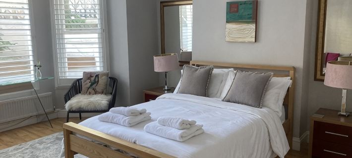 Garden flat in central Hove, close to the beach, shops, bars and restaurants Hotels in Hove