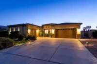 4000 SQ FT 5bedroom/3 BATH, SALT, POOL/SPA, WiFi and AC, COACHELLA, Indio - バスタブ