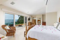 Casa Caleta - Luxurious Toes-in-The-Sand 6-Bedroom - with Chef - Bespoke Villa! - Villaer