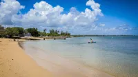 Summer Beachfront Villa – 1 Min to the Beach I Your Home Away from Home - 3-Star
