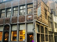 Charming Suites Jan Zonder Vrees Hôtels à proximité de : Le Steen