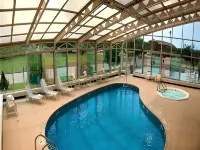 Holiday Inn Express & Suites MARION by IHG Hotels in Marion