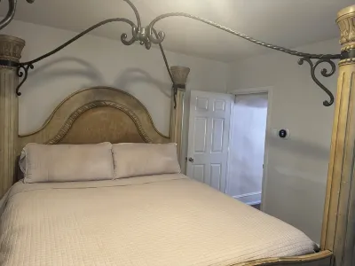 East Falls 1Br King Bed Free Parking Near Center City 로렐 힐 묘지 주변 호텔