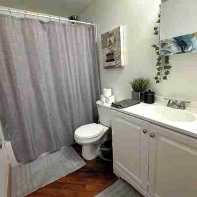 Riverside Boho Artist's Loft Downtown Rooms