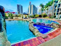 Paradise Island Resort - Beach