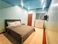 Nikita's Place Hotel