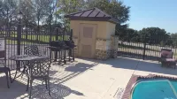 Black Gold Inn - Pools