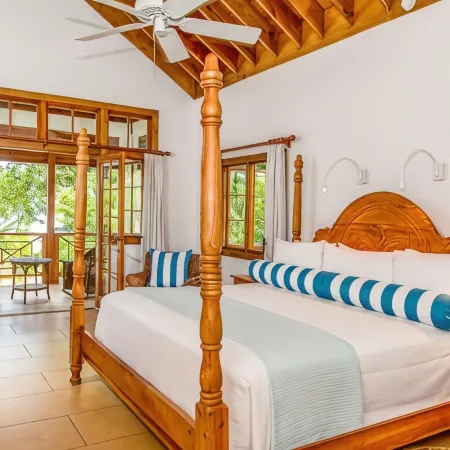Idle Awhile Villa - Almond 4 Bedroom Villa