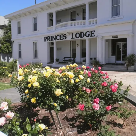 Princes Lodge Motel