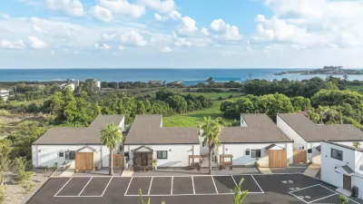 Jeju Stay Eden Dokche Poolvila Pension Hotel dekat Pantai Pyoseon