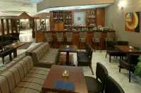 Royal Hotel Thessaloniki - ที่มีบาร์